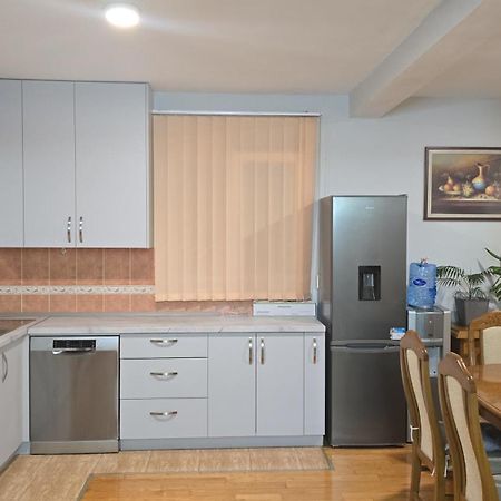 Family Apartment-Dilorena بار المظهر الخارجي الصورة