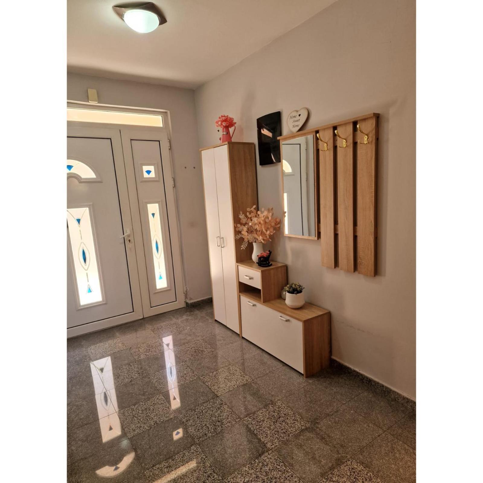 Family Apartment-Dilorena بار المظهر الخارجي الصورة